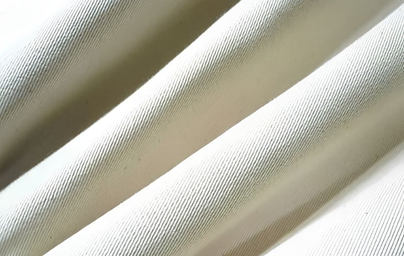 Perbedaan Grade A, B, dan C pada Kain Greige Woven: Mana yang Paling Tepat untuk Produksi?
